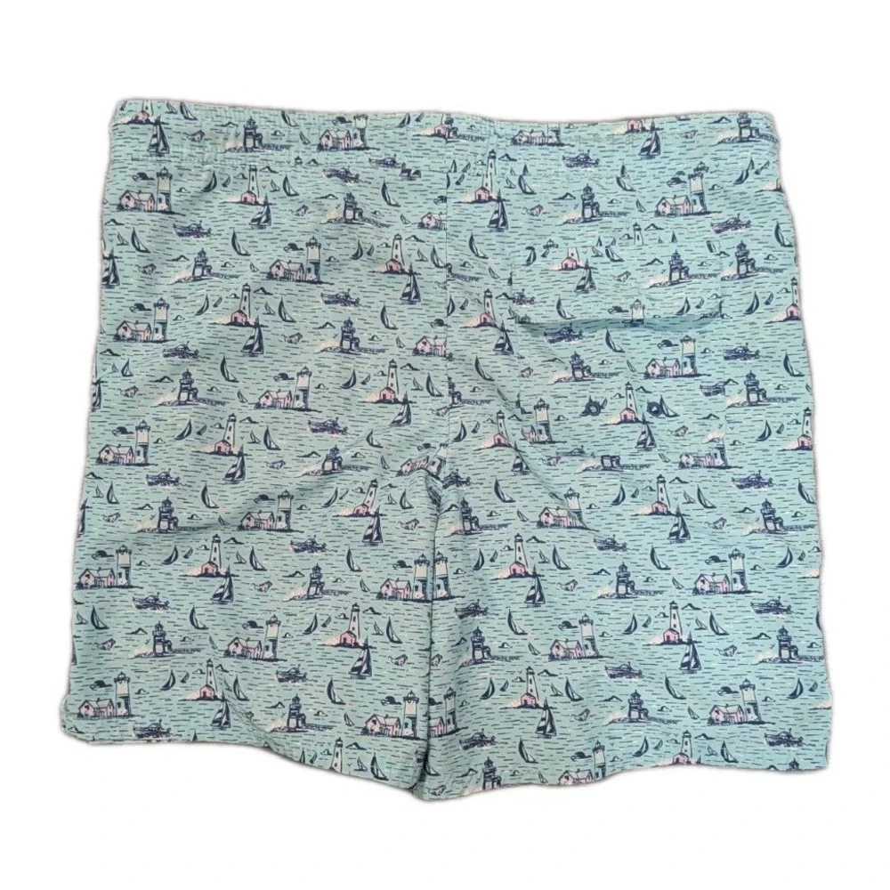 Vineyard Vines Men M Shorts Sail Boat Lighthouse Lined Swim Trunks Inside Pocket